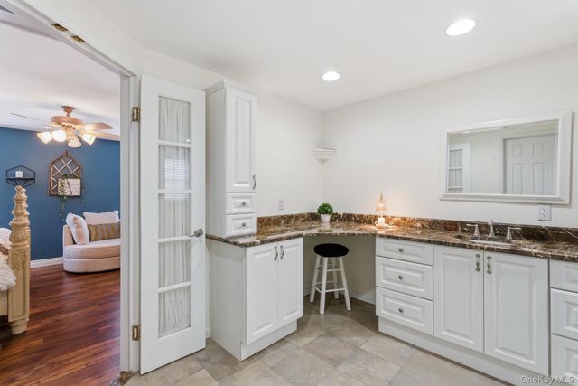 39 Foreston Circle, Manorville, NY 11949