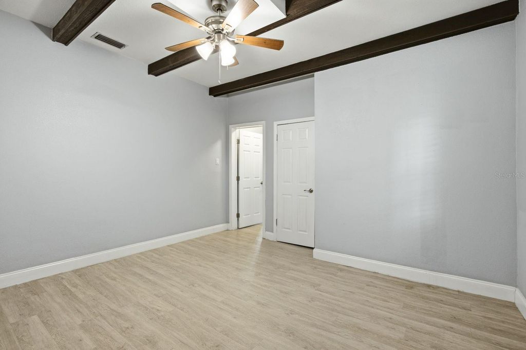 Image 18 of property listing at 2815 N TALIAFERRO AVENUE, Tampa, FL 33602