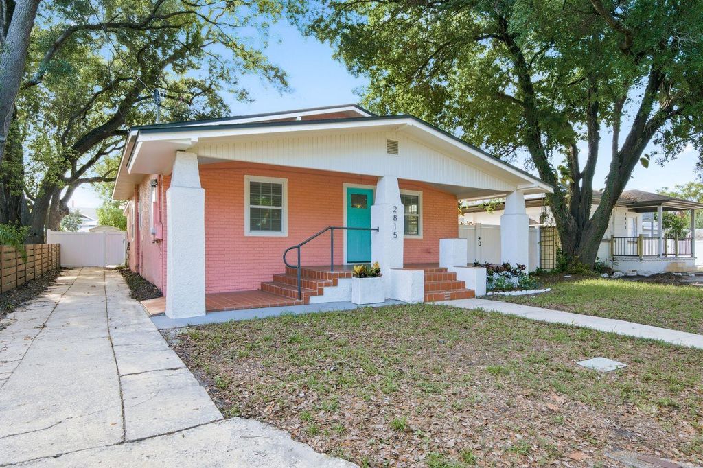Image 24 of property listing at 2815 N TALIAFERRO AVENUE, Tampa, FL 33602