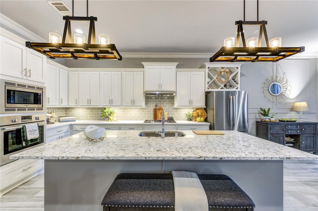 2160 Rope Maker Road, Conroe, TX 77384