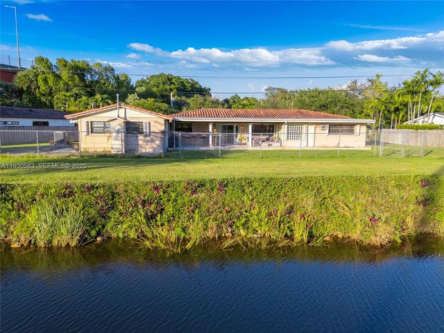 9380 SW 83rd St, Miami, FL 33173