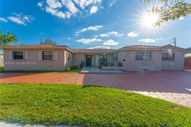 9380 SW 83rd St, Miami, FL 33173