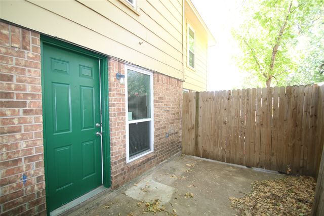 3732 Bonnie Drive C, Fort Worth, TX 76116