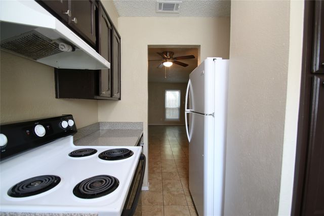 3732 Bonnie Drive C, Fort Worth, TX 76116