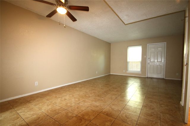 3732 Bonnie Drive C, Fort Worth, TX 76116