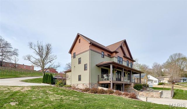 416 W 12th Street, Hermann, MO 65041