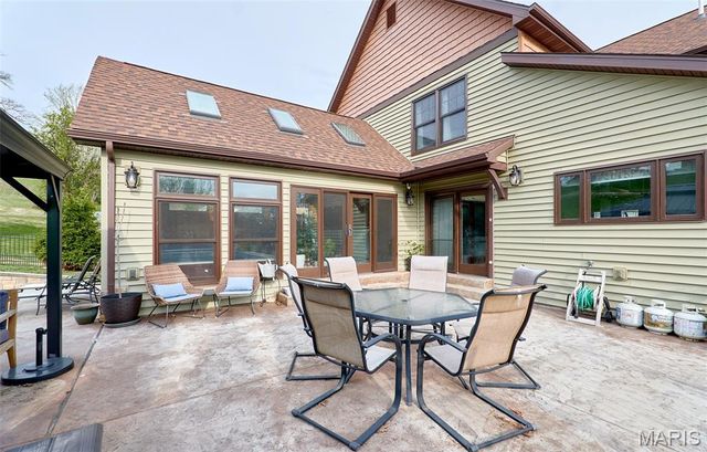 416 W 12th Street, Hermann, MO 65041