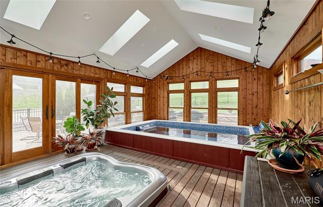 416 W 12th Street, Hermann, MO 65041