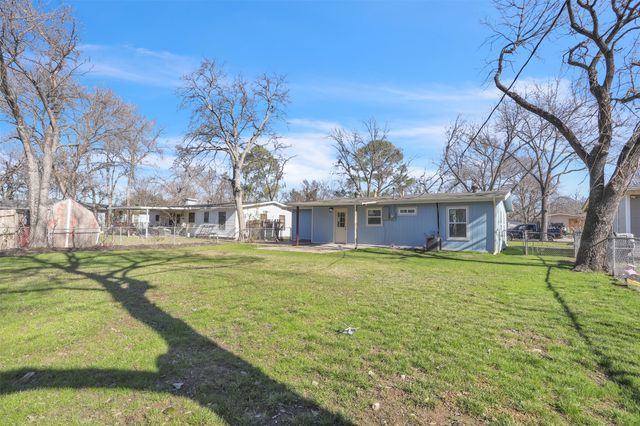 725 Grande Drive, Mesquite, TX 75149