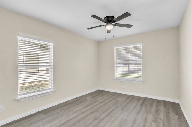 725 Grande Drive, Mesquite, TX 75149