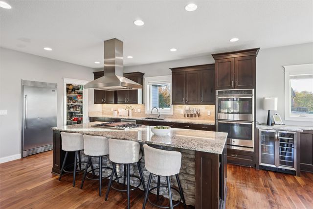 7628 Silverstone Court, Johnston, IA 50131