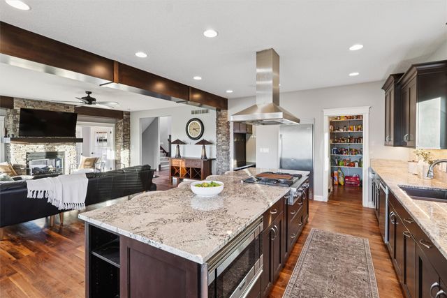 7628 Silverstone Court, Johnston, IA 50131