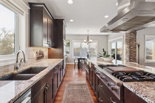 7628 Silverstone Court, Johnston, IA 50131