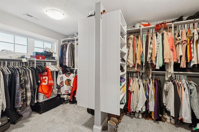 7628 Silverstone Court, Johnston, IA 50131