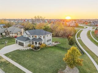 7628 Silverstone Court, Johnston, IA 50131