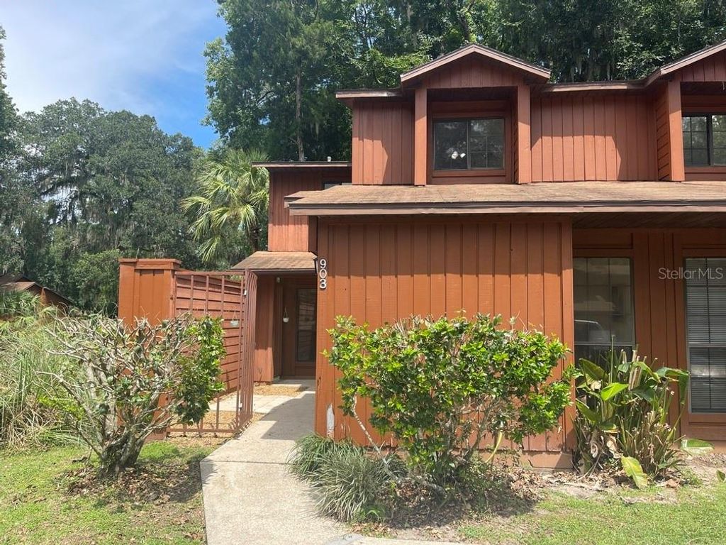 903 SW 55TH TERRACE, Gainesville, FL 32607