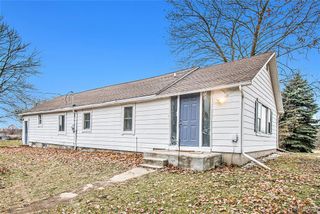 9433 E Lovejoy Road, Perry, MI 48872