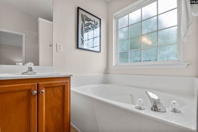 120 Arnwood Court, Lexington, SC 29072