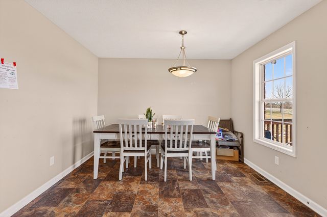 1031 Meridian Dr, Castalian Springs, TN 37031