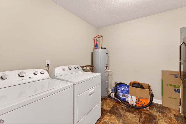 1031 Meridian Dr, Castalian Springs, TN 37031