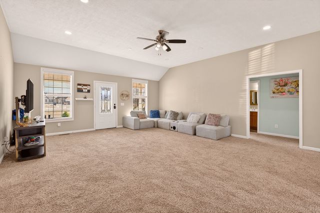 1031 Meridian Dr, Castalian Springs, TN 37031