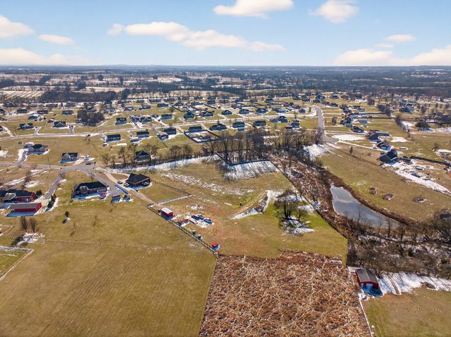 1031 Meridian Dr, Castalian Springs, TN 37031