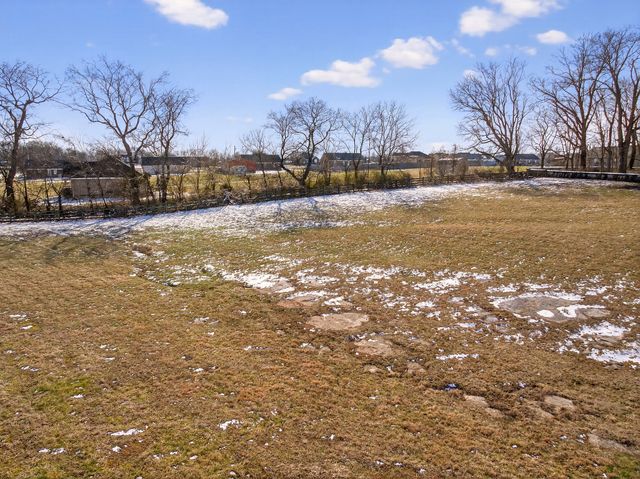 1031 Meridian Dr, Castalian Springs, TN 37031