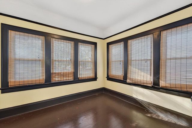 1732 W Scott STREET, Milwaukee, WI 53204