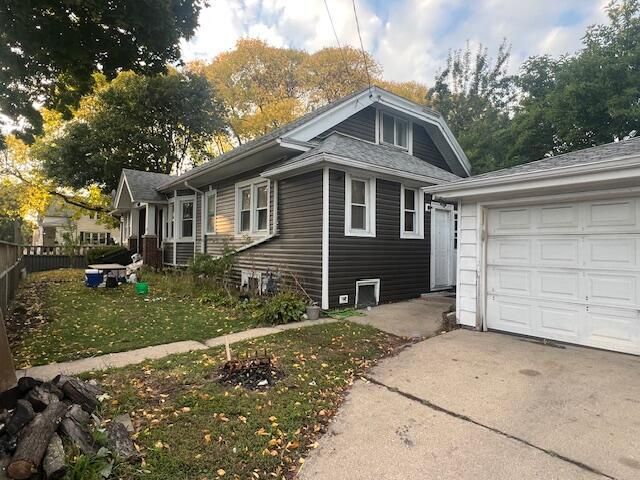1732 W Scott STREET, Milwaukee, WI 53204