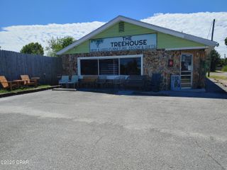 5022 HWY 22, Callaway, FL 32404