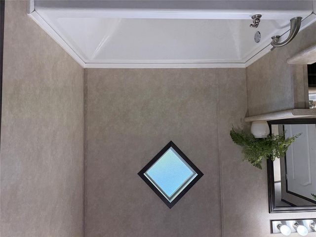 335744 E Creek Crossing Road, Meeker, OK 74855