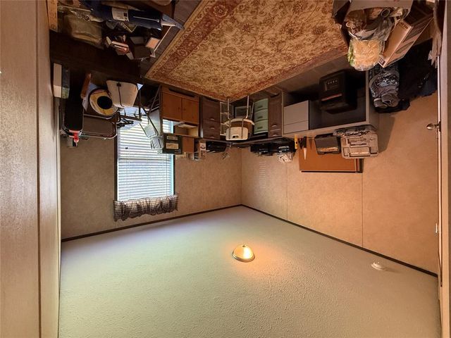 335744 E Creek Crossing Road, Meeker, OK 74855