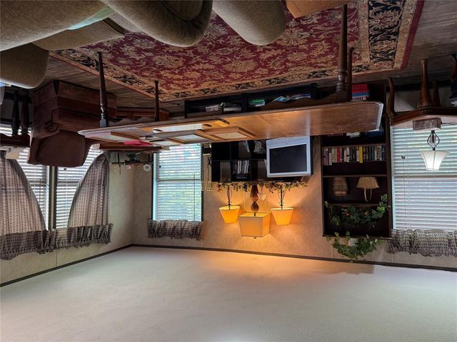 335744 E Creek Crossing Road, Meeker, OK 74855