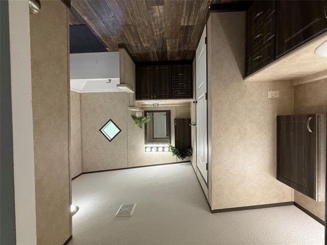 335744 E Creek Crossing Road, Meeker, OK 74855