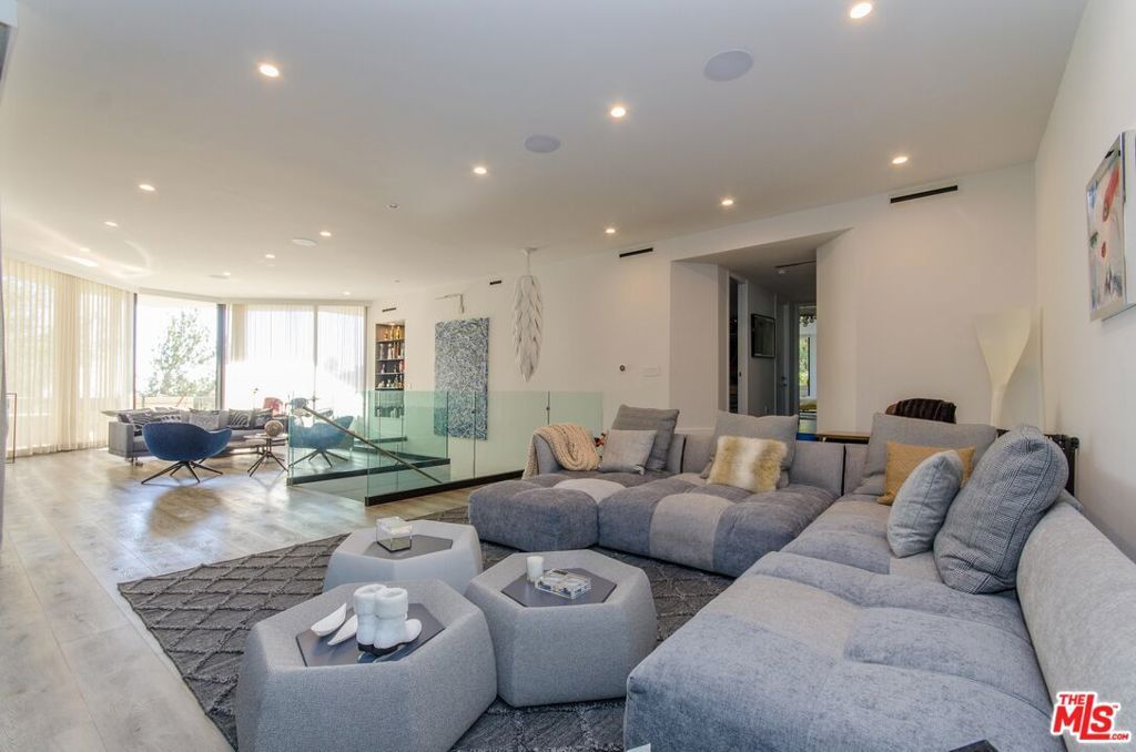 510 Leslie Lane B, Beverly Hills, CA 90210