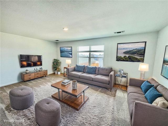 126 Fox Glen TRL, Jarrell, TX 76537