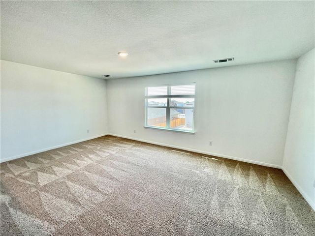 126 Fox Glen TRL, Jarrell, TX 76537