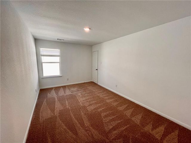 126 Fox Glen TRL, Jarrell, TX 76537