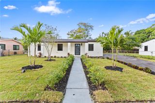 15920 NW 17th Ct, Miami Gardens, FL 33054