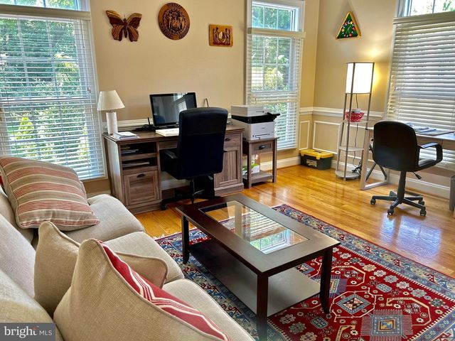 202 MARTINS LN, Rockville, MD 20850