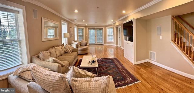 202 MARTINS LN, Rockville, MD 20850