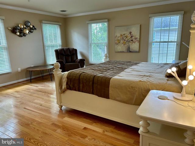 202 MARTINS LN, Rockville, MD 20850