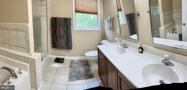 202 MARTINS LN, Rockville, MD 20850