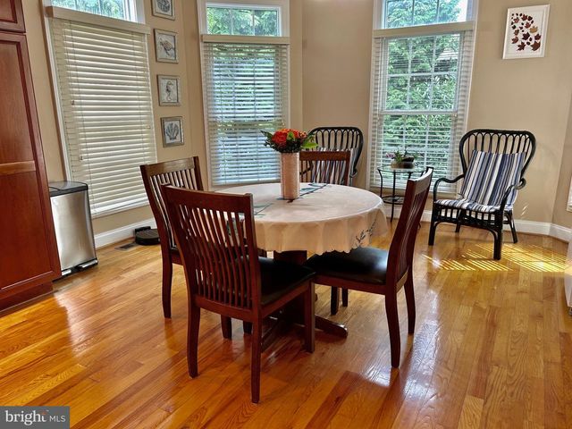 202 MARTINS LN, Rockville, MD 20850