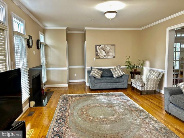 202 MARTINS LN, Rockville, MD 20850