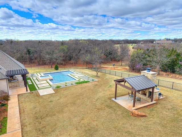 11601 Piazza Way, Arcadia, OK 73007