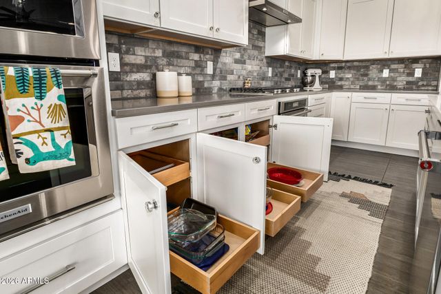 10901 E TARRAGON Avenue, Mesa, AZ 85212