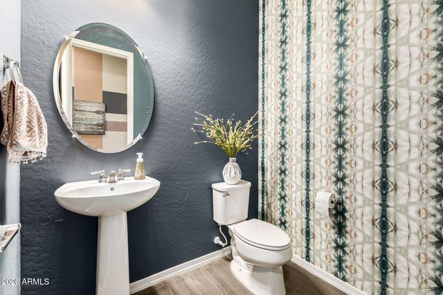 10901 E TARRAGON Avenue, Mesa, AZ 85212