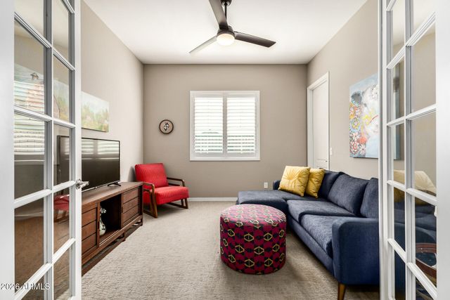 10901 E TARRAGON Avenue, Mesa, AZ 85212