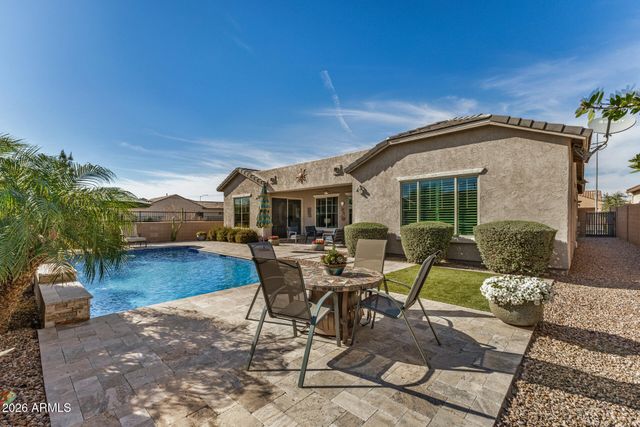 10901 E TARRAGON Avenue, Mesa, AZ 85212